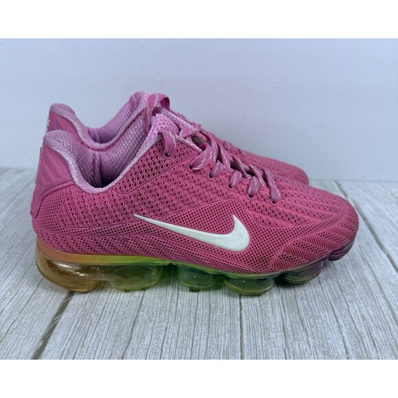 NIKE VAPORMAX AIRMAX PINK Women’s Size 8 BeTrue Rainbow Sole 849558 012 **READ** - Picture 2 of 9